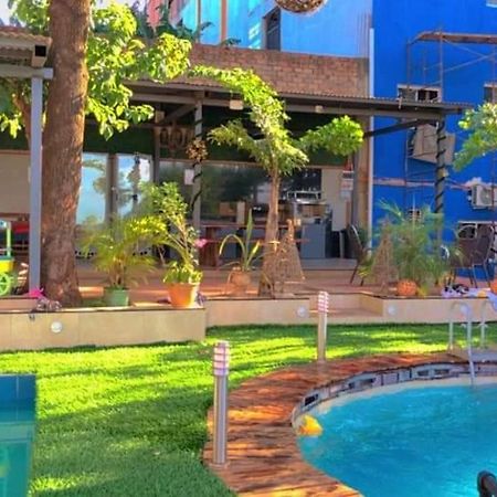 Los Monges Aparthotel 埃斯特城 外观 照片